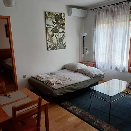 The Door Apartment *